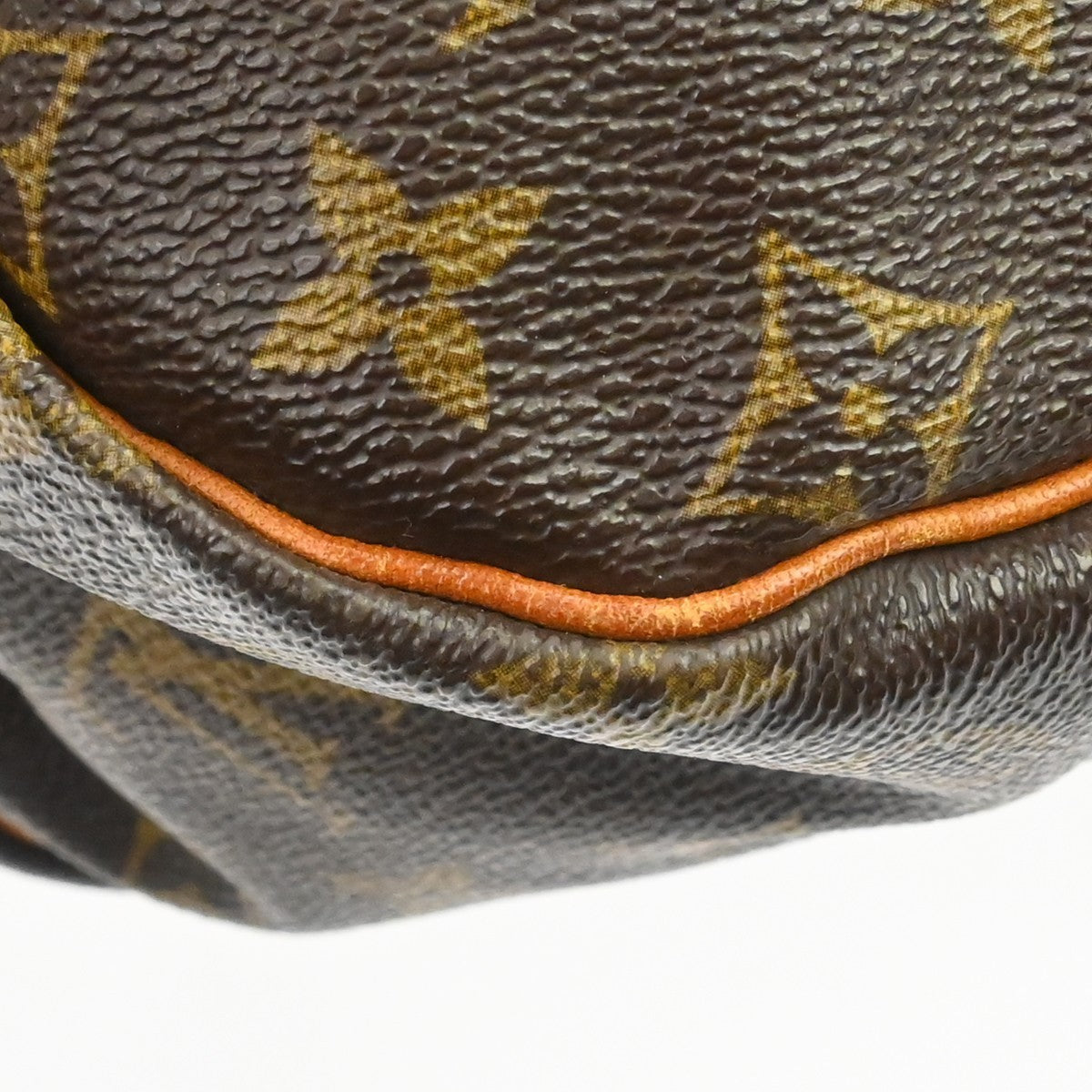Louis Vuitton Saumur 35 Shoulder Bag Monogram