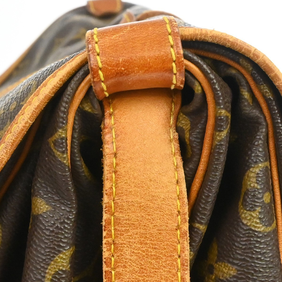 Louis Vuitton Saumur 35 Shoulder Bag Monogram