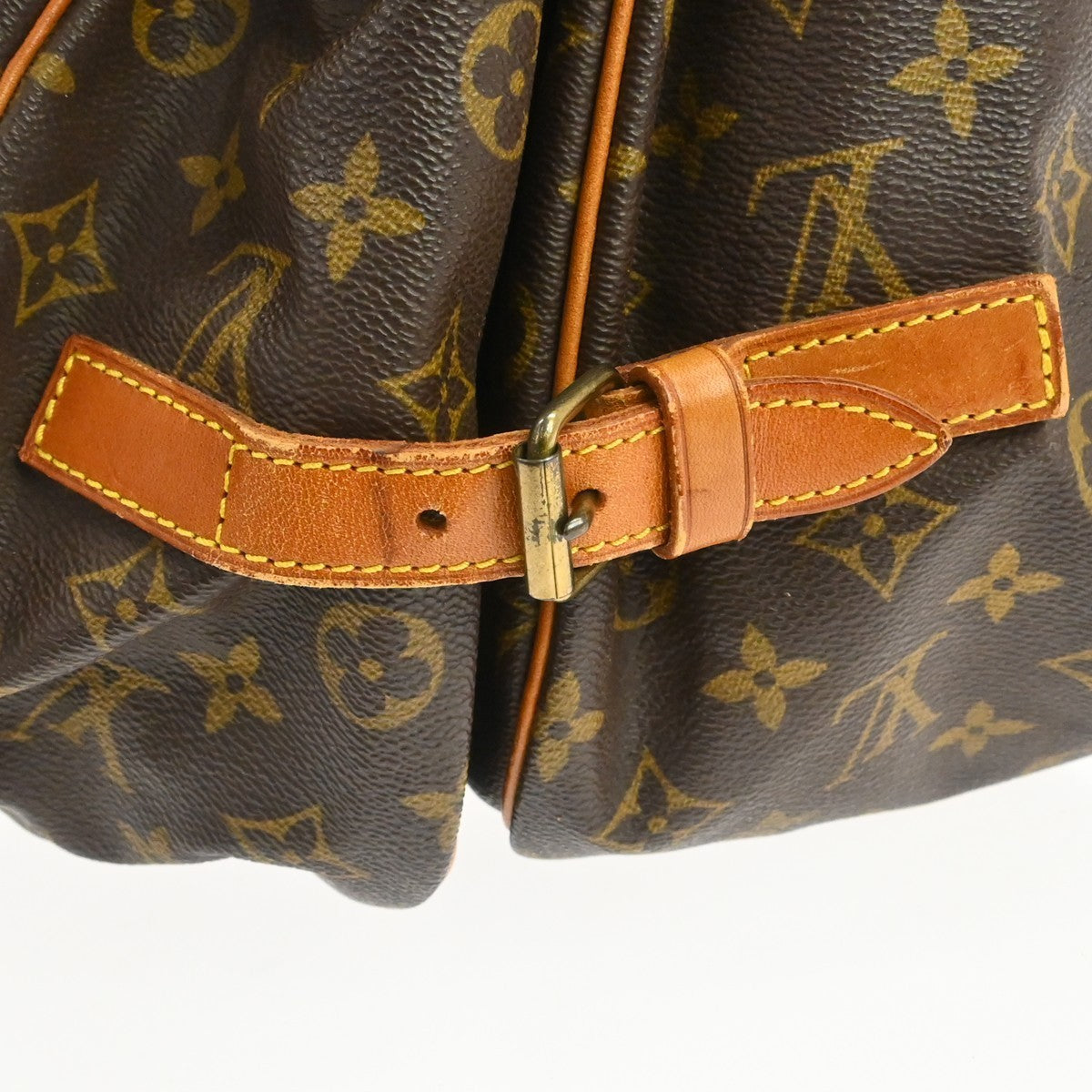Louis Vuitton Saumur 35 Shoulder Bag Monogram