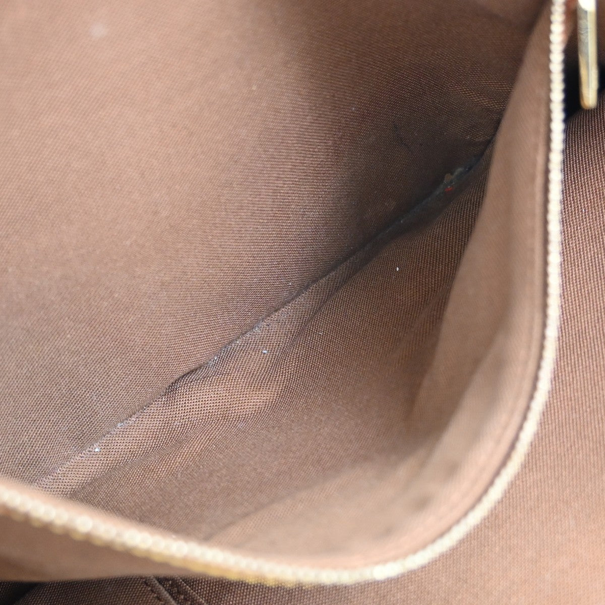 Louis Vuitton Cabas Mezzo Hand Tote Bag Monogram
