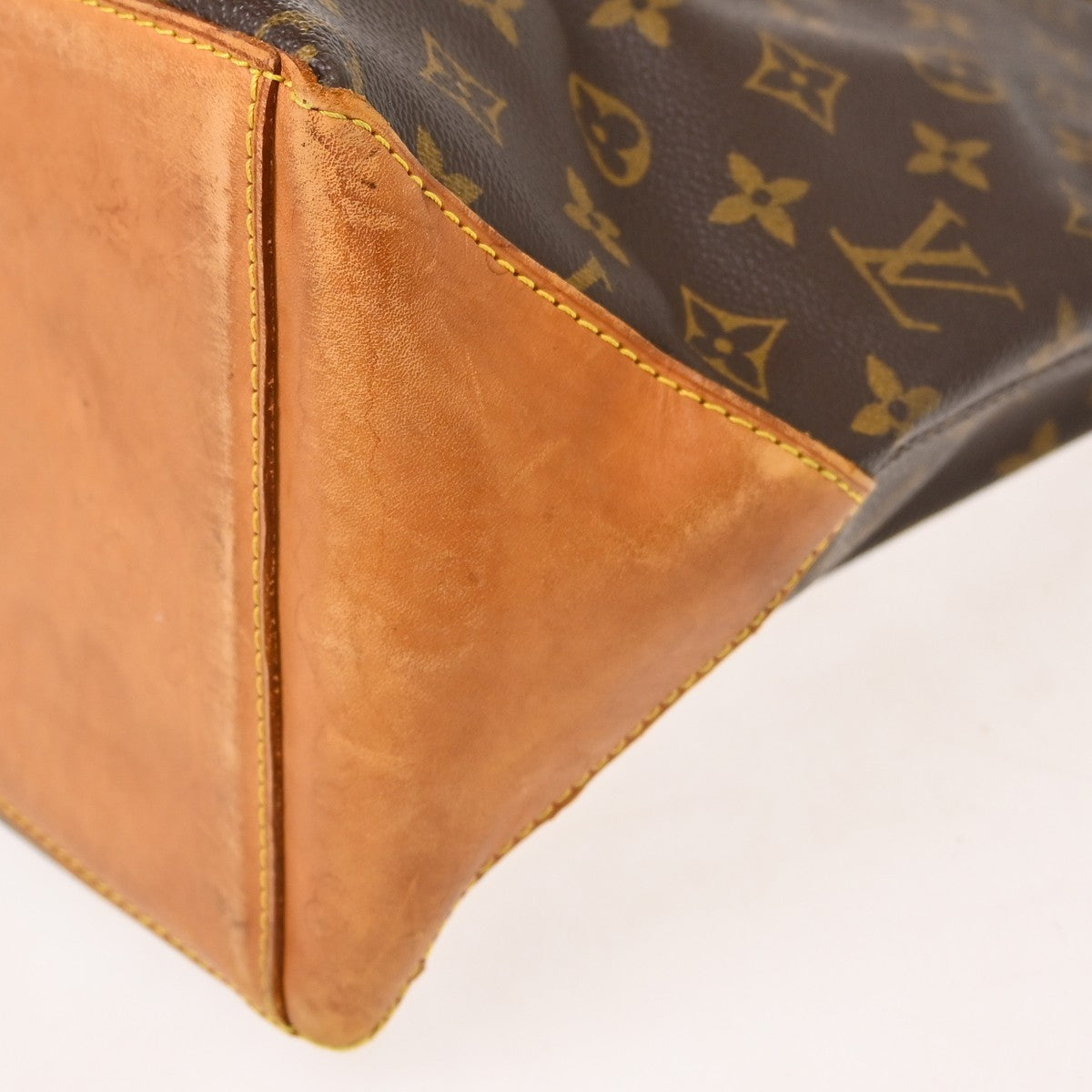 Louis Vuitton Cabas Mezzo Hand Tote Bag Monogram