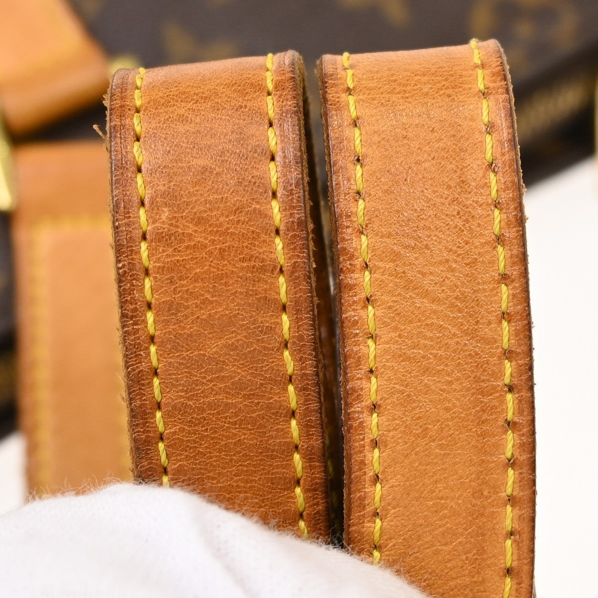 Louis Vuitton Cabas Mezzo Hand Tote Bag Monogram