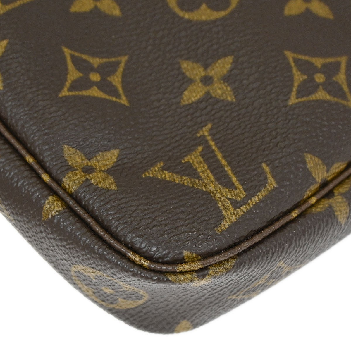 Louis Vuitton Monogram Pochette Accessoires Handbag