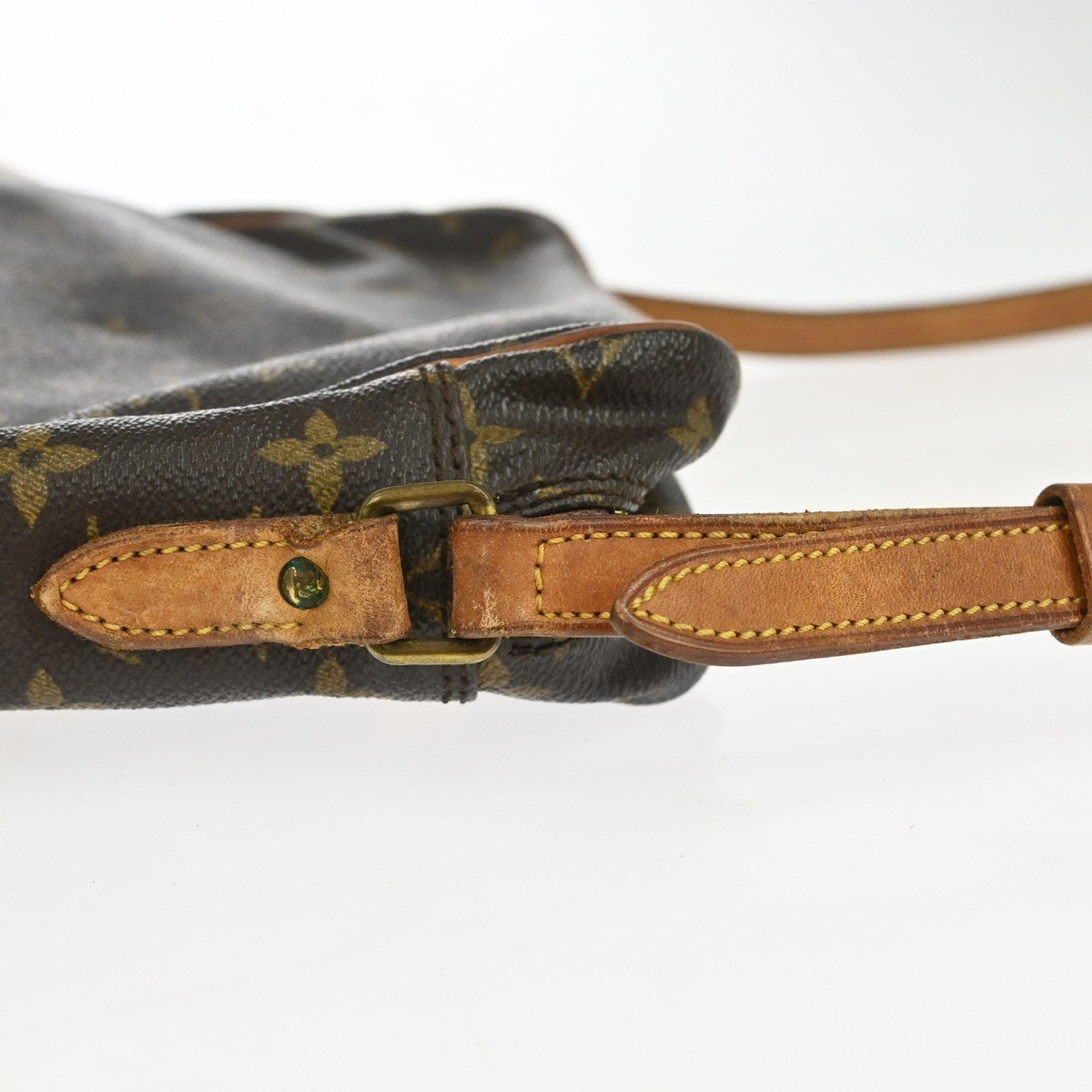 Louis Vuitton Trocadero 30 Shoulder Bag Monogram