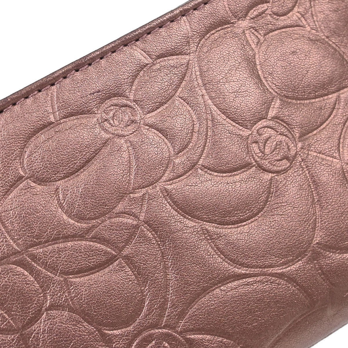 Chanel Metallic Pink Lambskin Camellia Mini Pochette Handbag