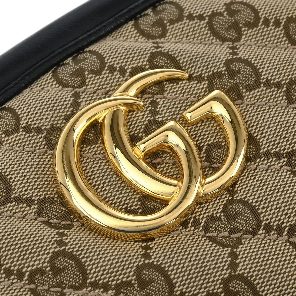 Gucci Beige GG Marmont Shoulder Camera Bag