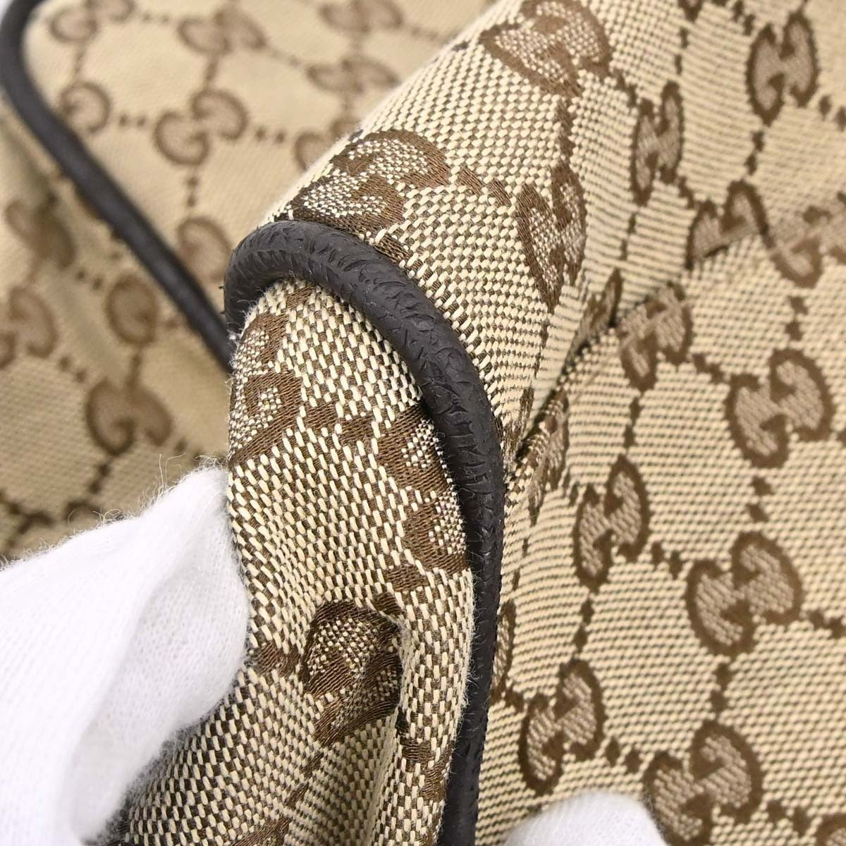 Gucci Beige Canvas GG Sherry Line Duffle Handbag