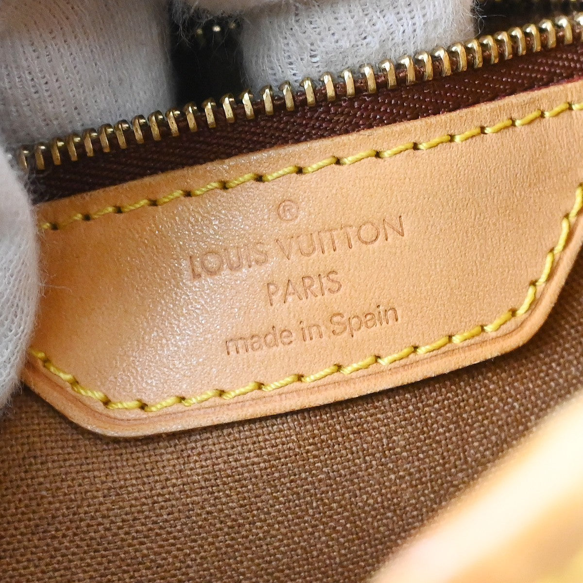 Louis Vuitton Batignolles Vertical Hand Tote Bag