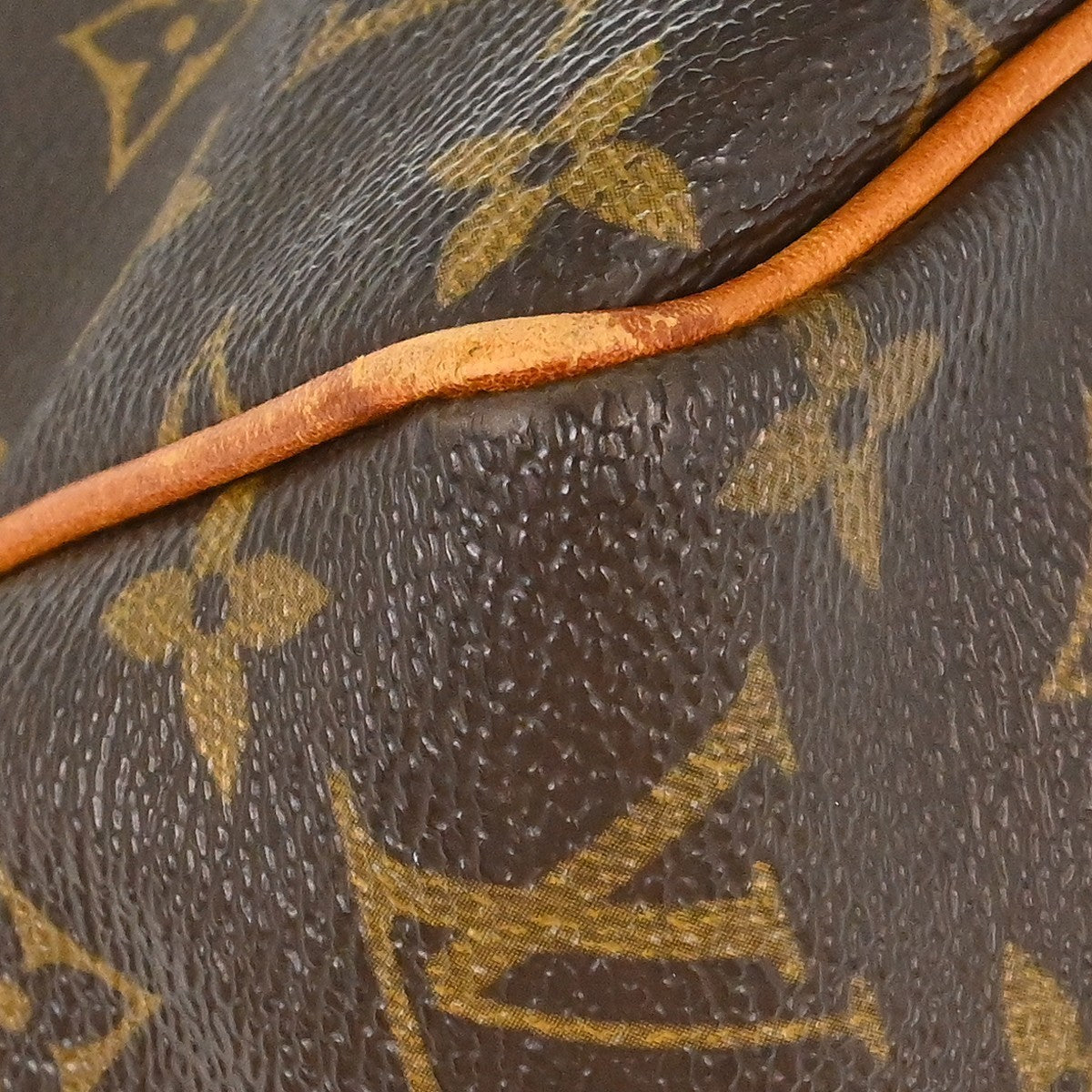 Louis Vuitton Batignolles Vertical Hand Tote Bag