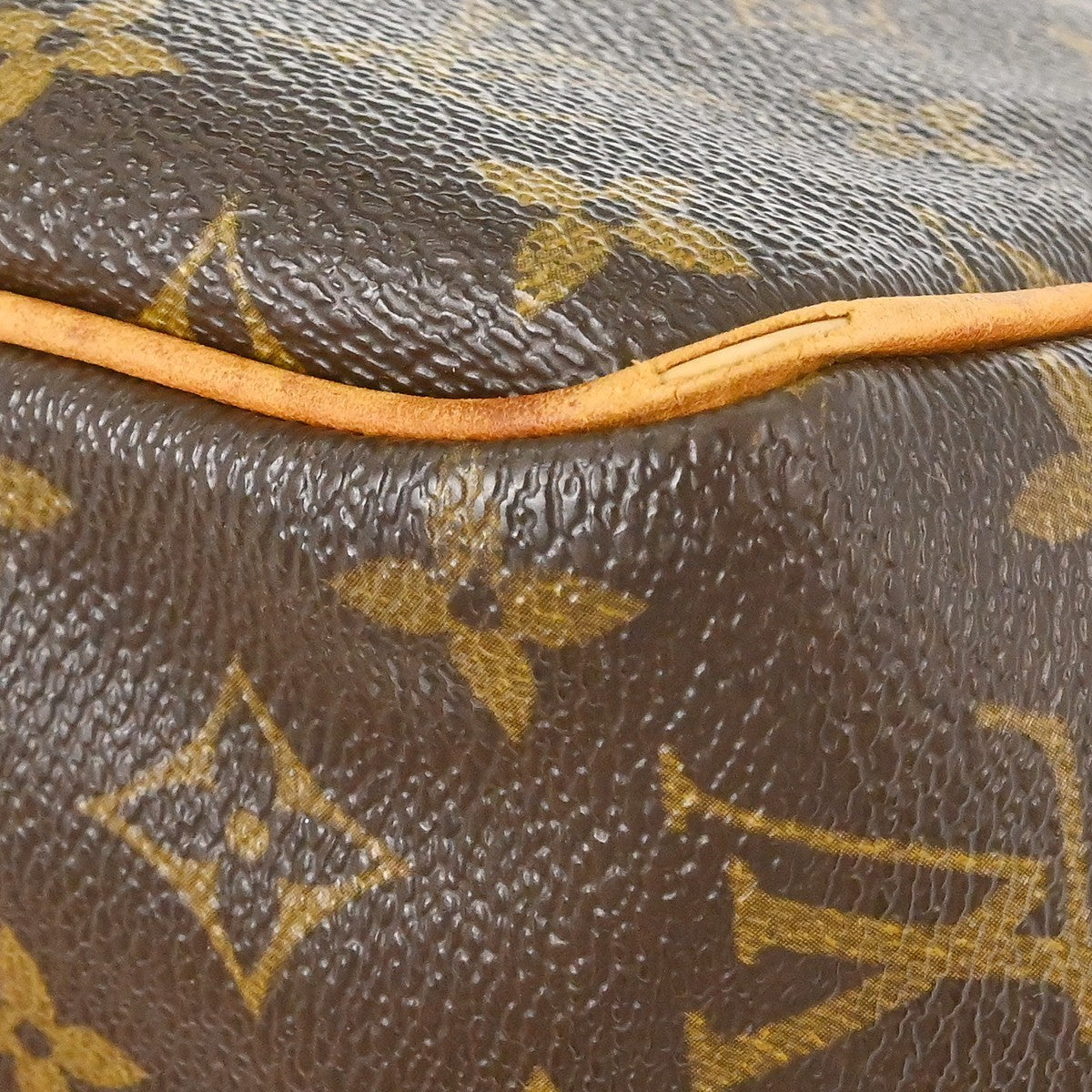 Louis Vuitton Batignolles Vertical Hand Tote Bag