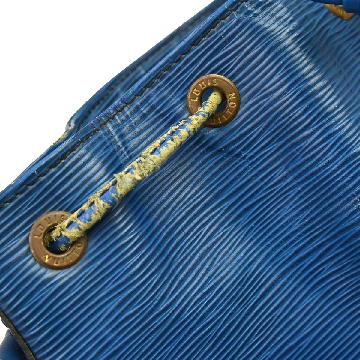 Louis Vuitton Blue Epi Noe Shoulder Bag
