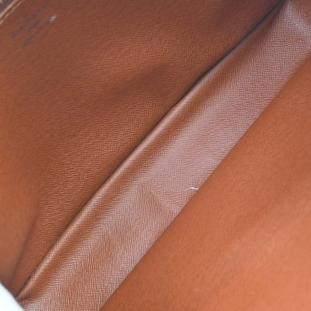 Louis Vuitton Trocadero 27 Crossbody Shoulder Bag