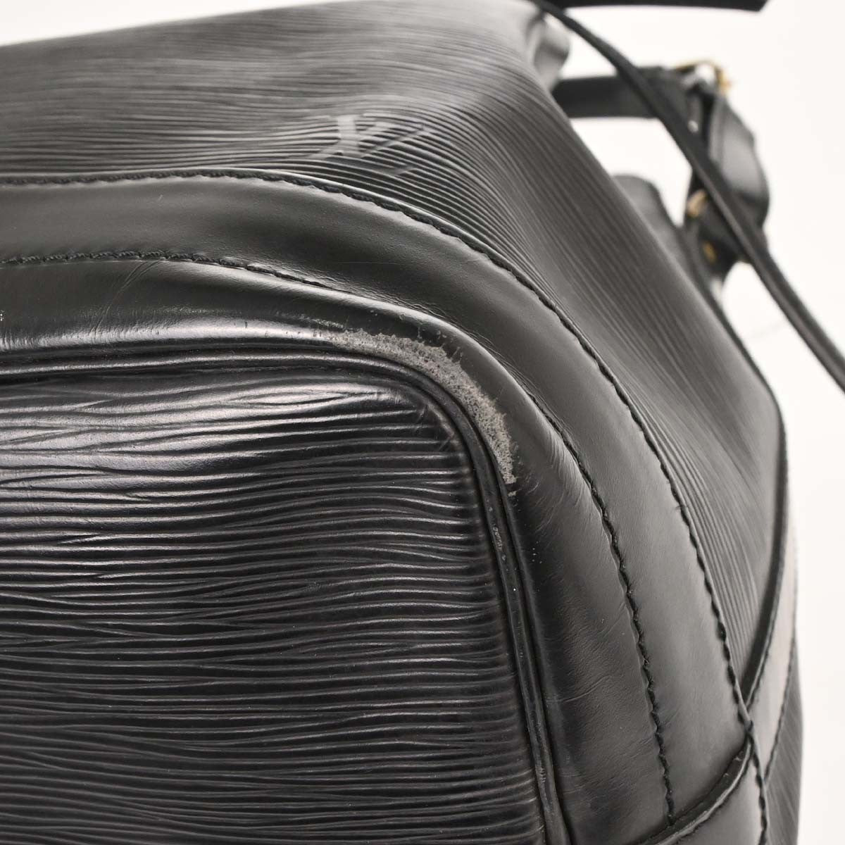 Louis Vuitton Epi Noe Shoulder Bag Noir Black